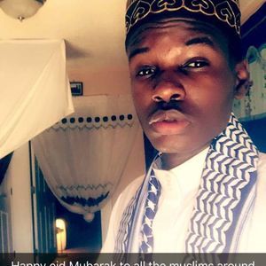 Meet your Posher, Holiday